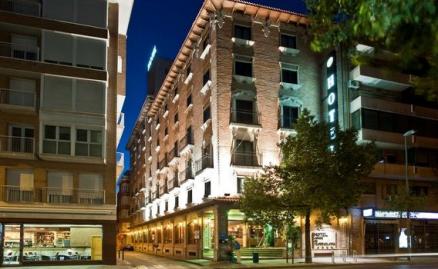 Hotel Catalonia floridablanac